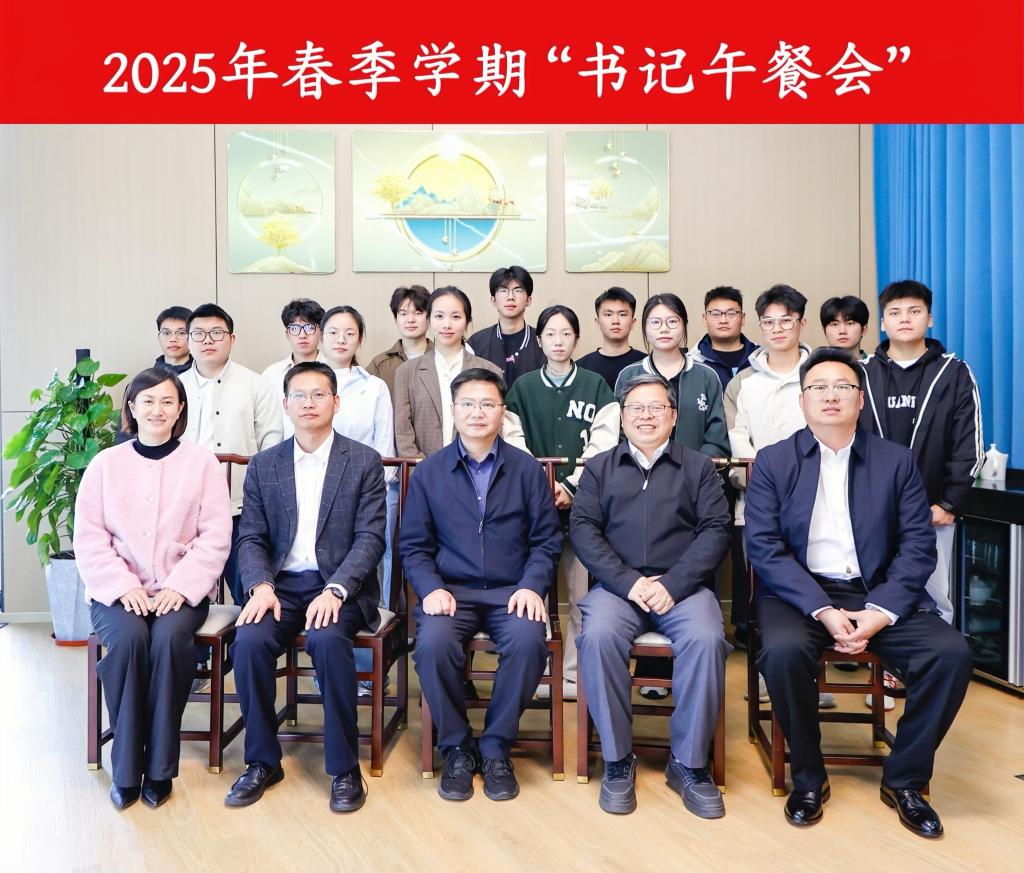 21D05